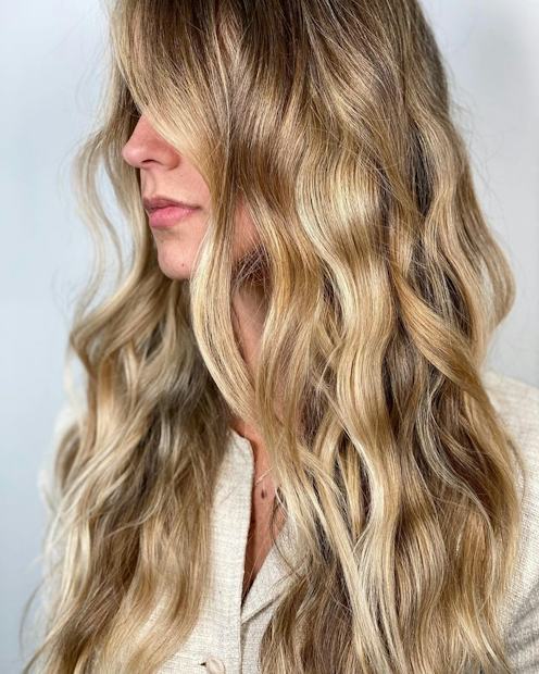 Ash Blonde Collarbone With Side Bangs — Winter Highlights