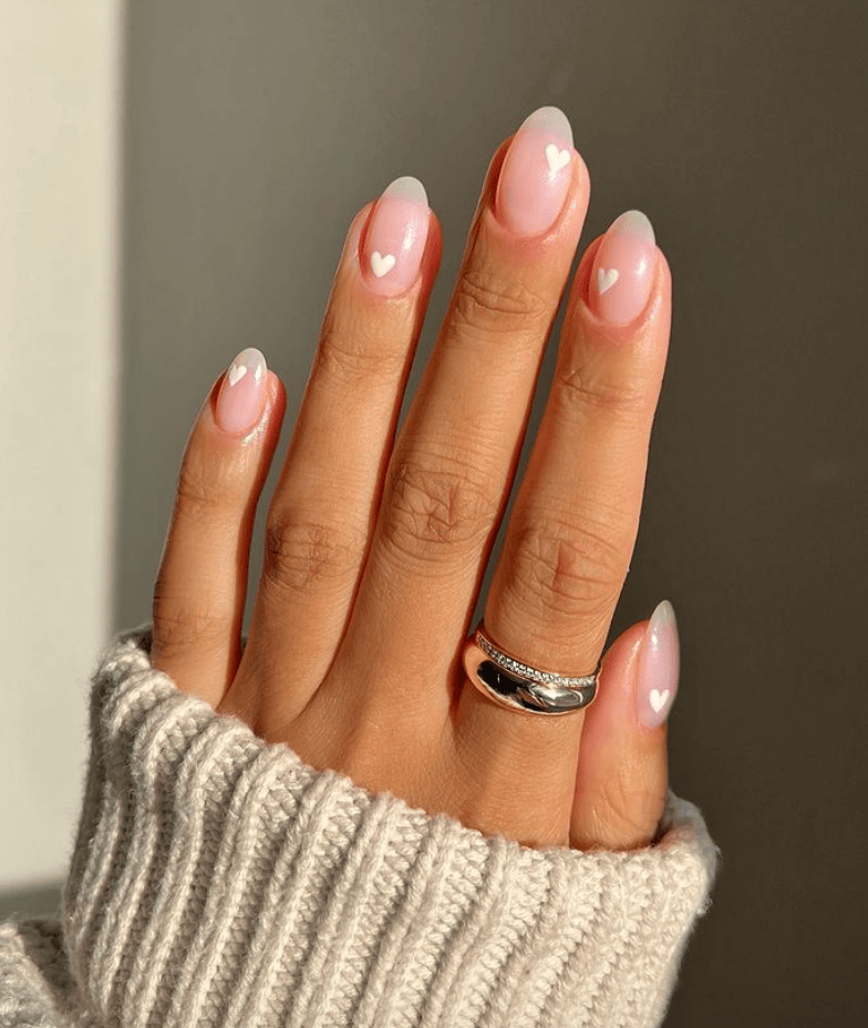 Visual Idea Visual Idea — Winter Oval Nails