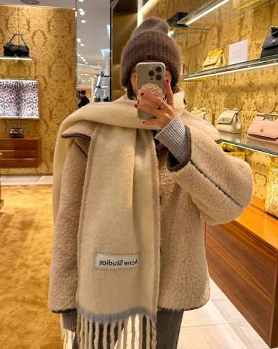 Cozy Teddy Fleece Jacket and Knit Beanie Cozy Teddy Fleece Jacket and Knit Beanie — Early Winter Outfits