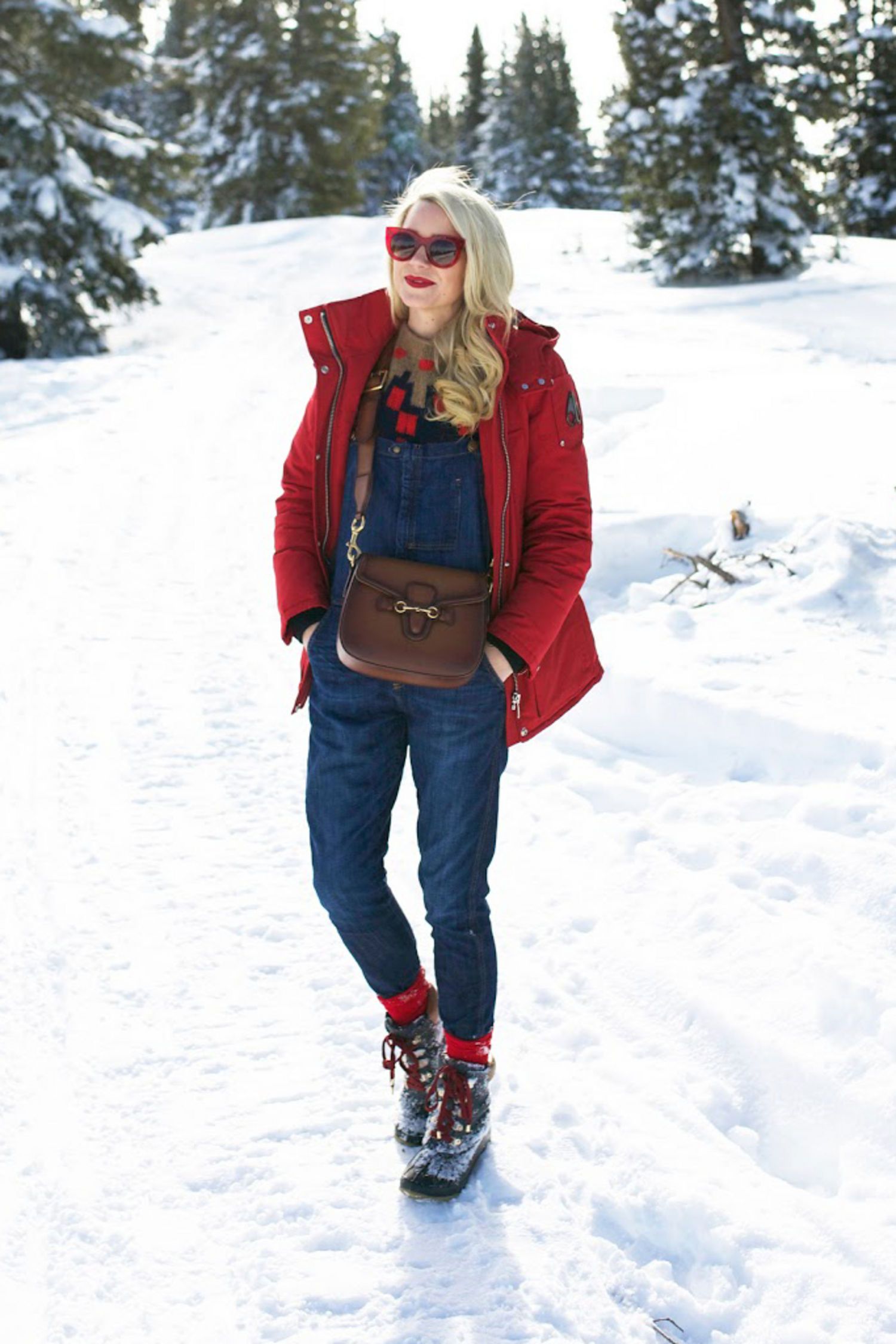 Bold Red Puffer Jacket with Denim Overalls Bold Red Puffer Jacket with Denim Overalls — Casual Winter Outfits