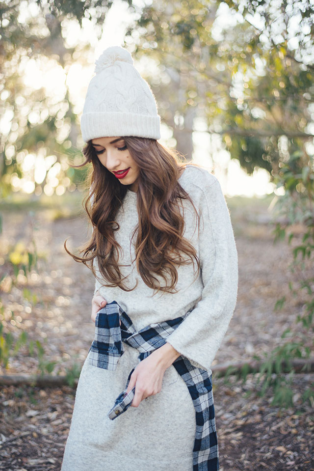 White Pom-Pom Beanie with Plaid Shirt and Knit Sweater White Pom-Pom Beanie with Plaid Shirt and Knit Sweater — Beanie Outfits