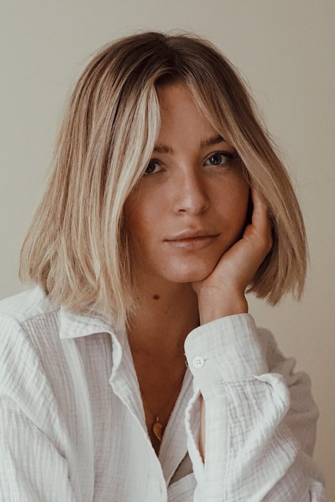 Chin Bob With Loose Waves And Curtain Bangs — Winter Bob Haircuts