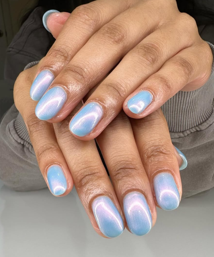 Icy Chrome Nails: The Winter Manicure Trend Taking Over