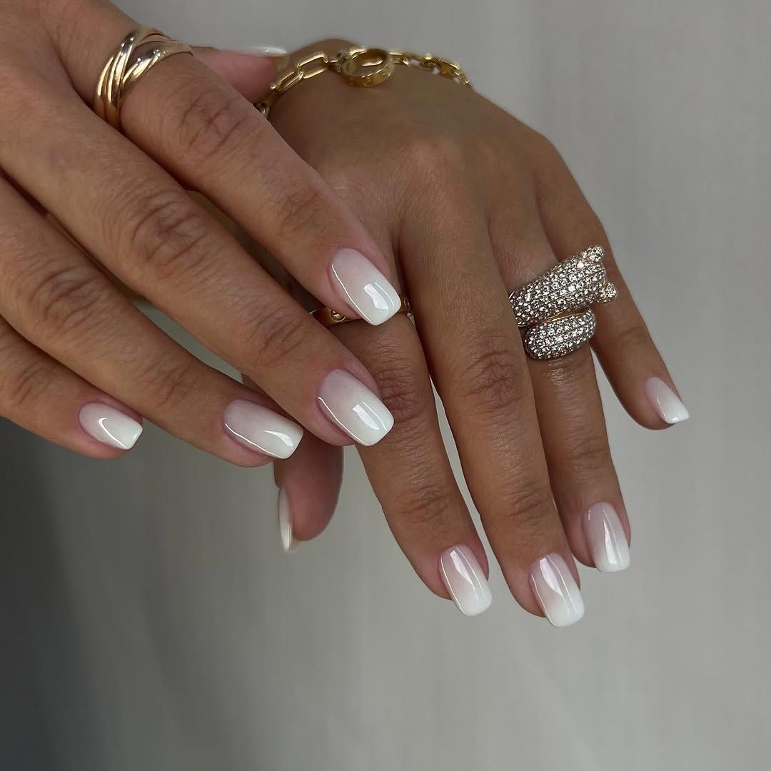 Classic White to Pink Ombre Square Nails Classic White to Pink Ombre Square Nails — Winter Ombre Nails