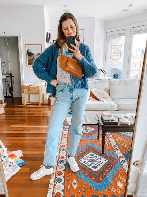 Blue Knit Cardigan for Casual Layered Comfort Blue Knit Cardigan for Casual Layered Comfort — Warm Winter Outfits