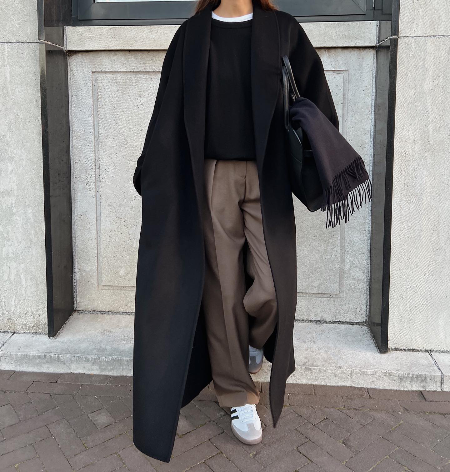 Monochromatic Black Coat and Trousers with White Accents Monochromatic Black Coat and Trousers with White Accents — Cute Winter Outfits
