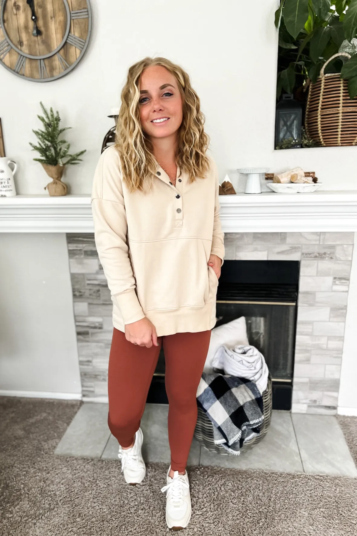 Brown Coat, Camouflage Trousers, and Grey Sneakers with Orange Accents Brown Coat, Camouflage Trousers, and Grey Sneakers with Orange Accents — Winter Outfits with Sneakers