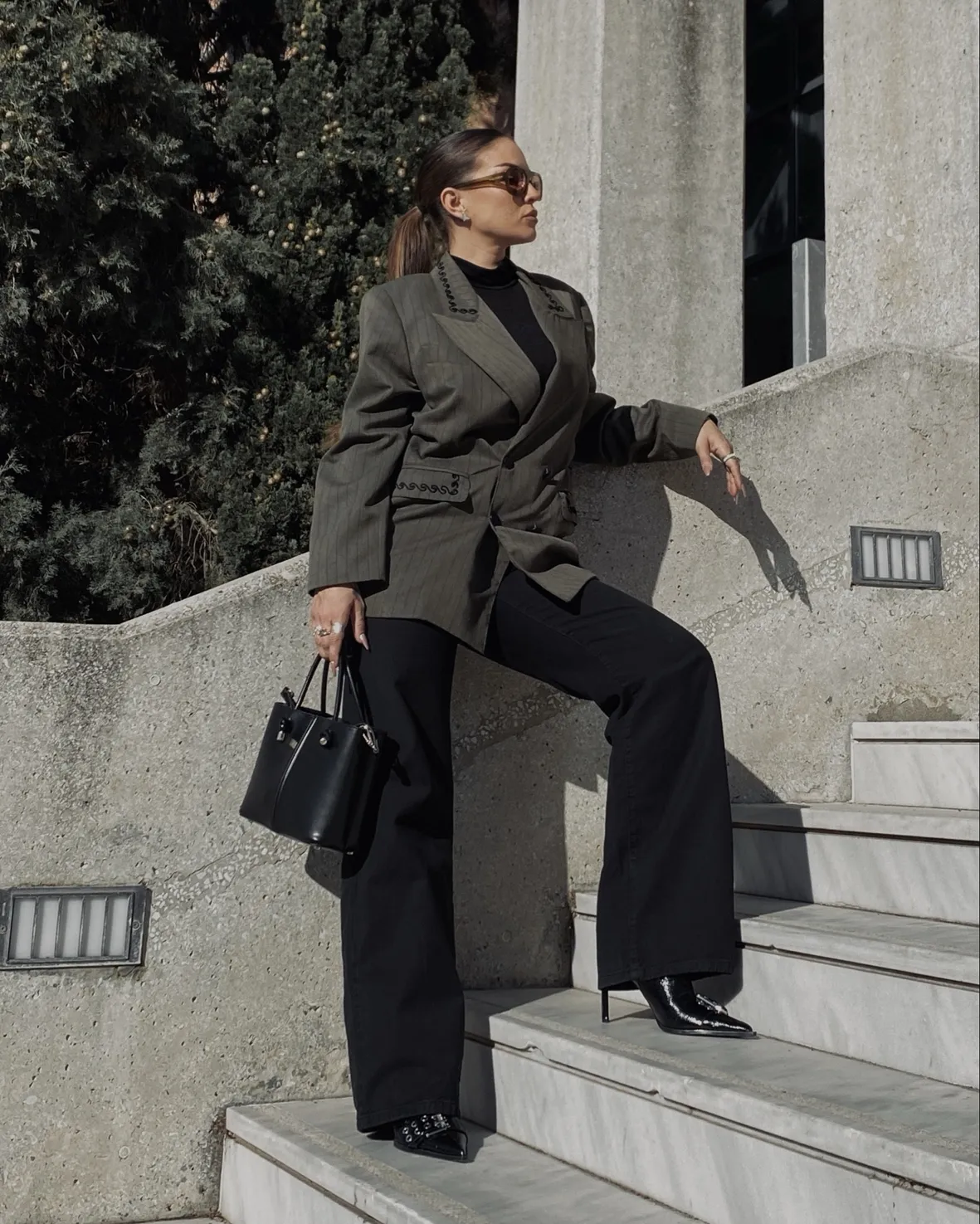 Pinstripe Blazer and Wide-Leg Pants for Sharp Tailoring Pinstripe Blazer and Wide-Leg Pants for Sharp Tailoring — Aesthetic Winter Outfits