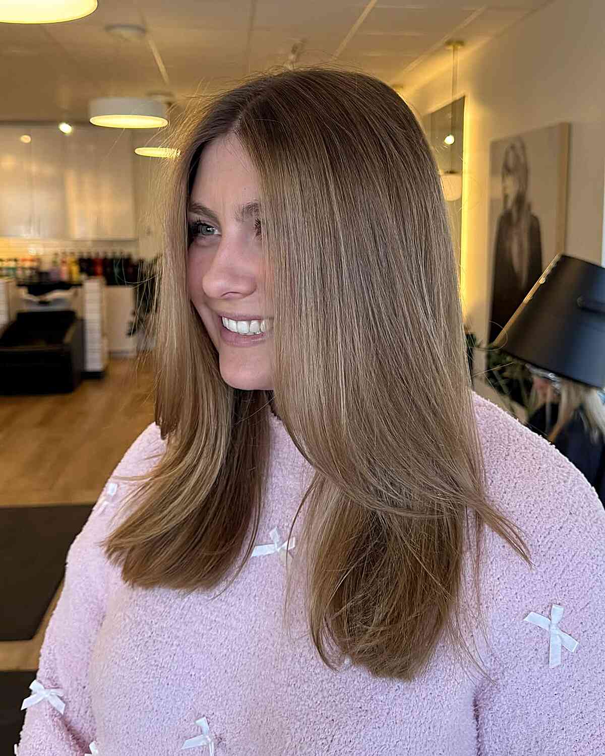 Natural Dark Blonde With Subtle Highlights Natural Dark Blonde With Subtle Highlights — Low Maintenance Winter Hair Colors
