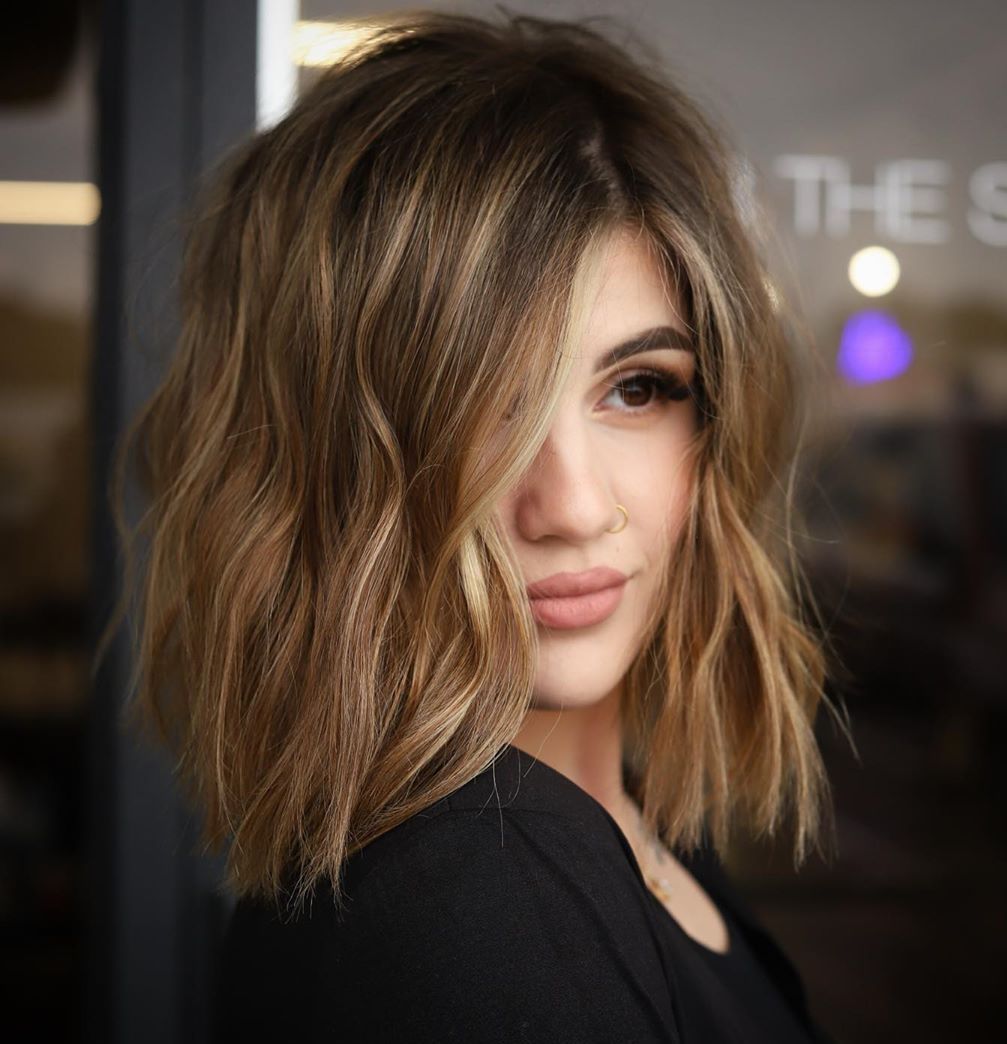 Chin Bob With Blonde Highlights — Cinnamon Brown Hair