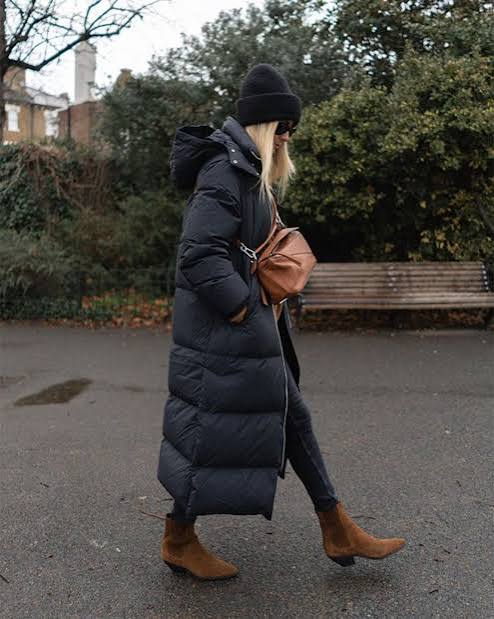 Maxi Puffer Coat for Ultimate Winter Coverage Maxi Puffer Coat for Ultimate Winter Coverage — Chicago Winter Outfits
