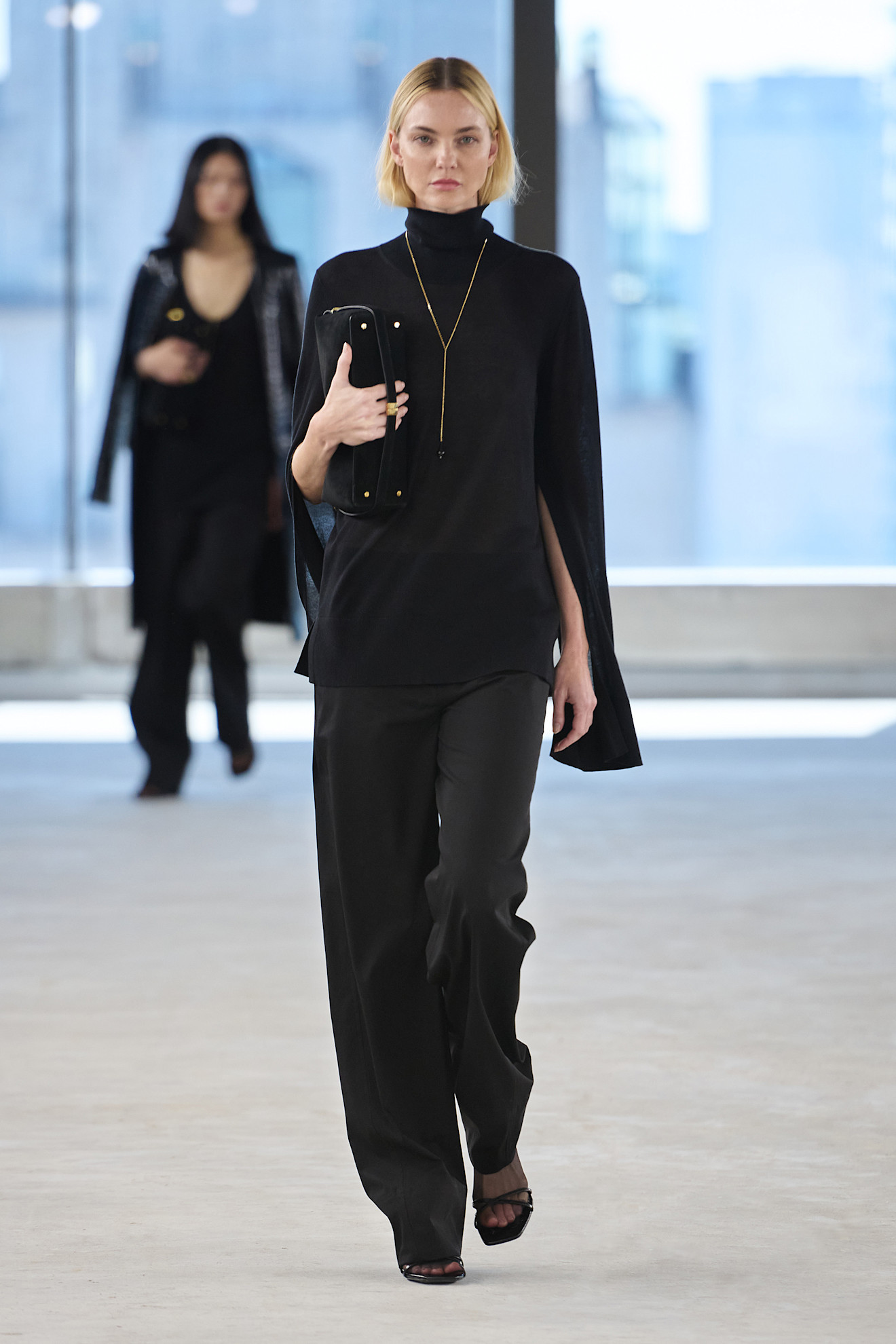 Cape-Like Top and Wide-Leg Trousers for Evening Sophistication Cape-Like Top and Wide-Leg Trousers for Evening Sophistication — All Black Winter Outfits
