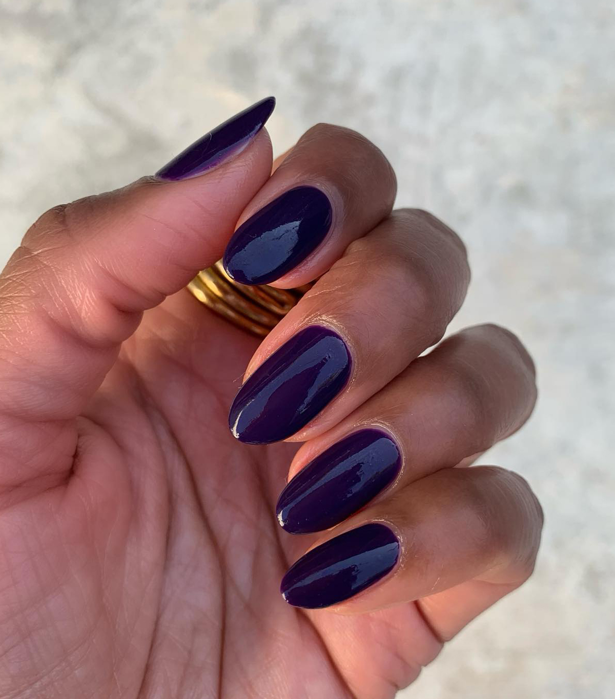 Dark Glossy Purple Almond Nails Dark Glossy Purple Almond Nails — Winter Purple Nails