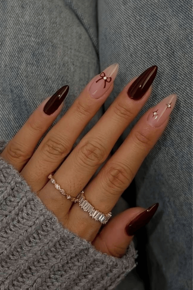Intense Silver Glitter Stiletto Intense Silver Glitter Stiletto — Winter Stiletto Nails