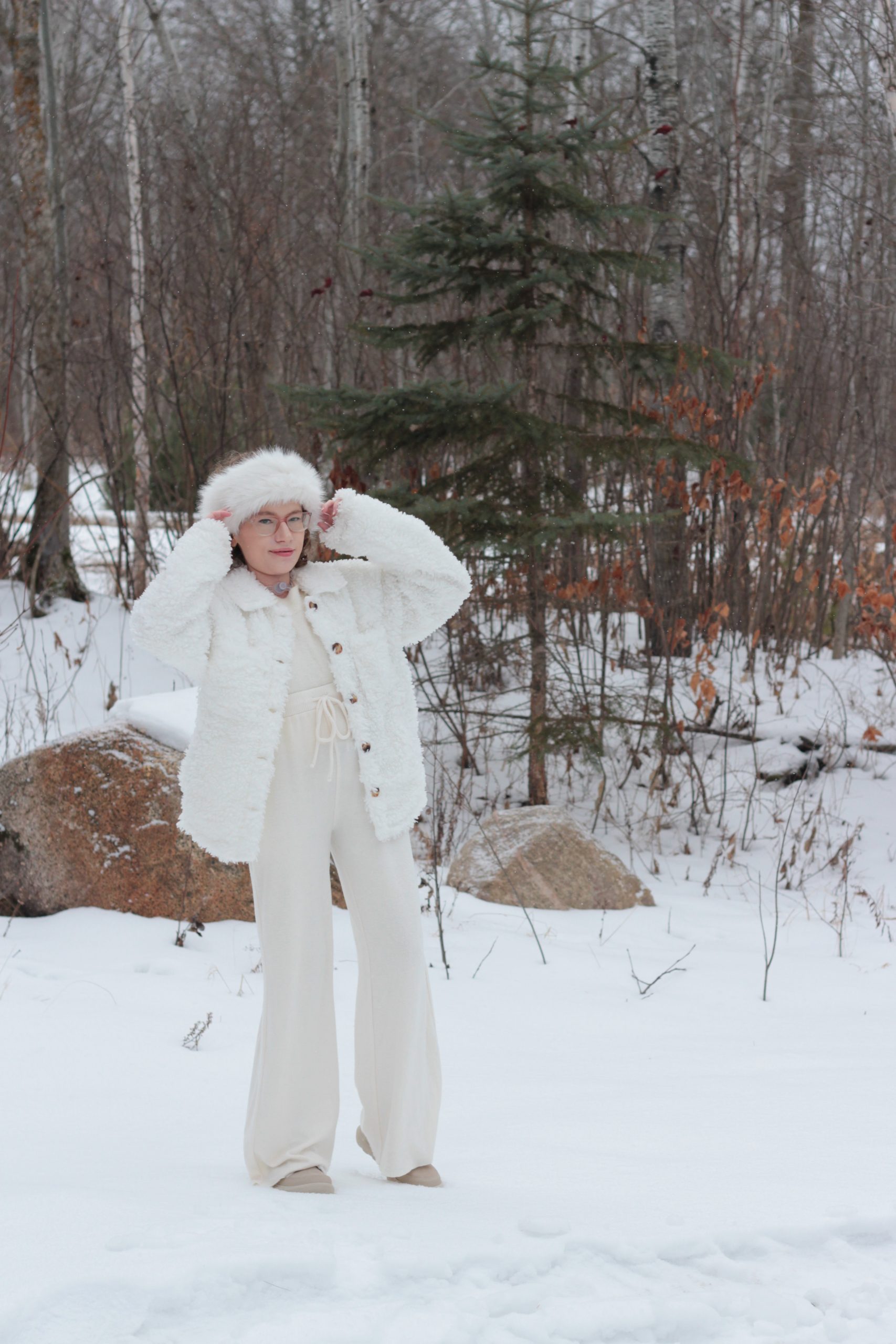 Winter White Chic: Faux Fur Jacket and Matching Hat Winter White Chic: Faux Fur Jacket and Matching Hat — Cabin Trip Outfits