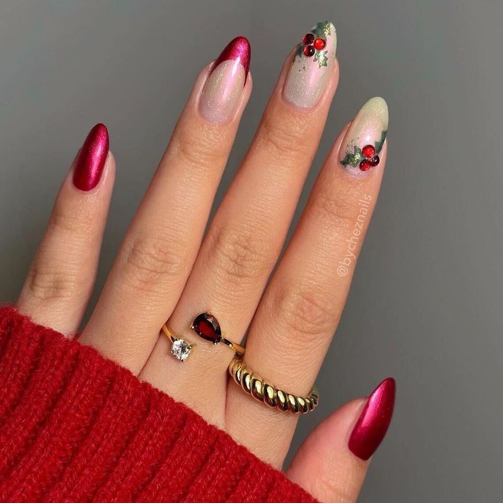 Metallic Red Holly Berry Stilettos Metallic Red Holly Berry Stilettos — Winter Vacation Nails