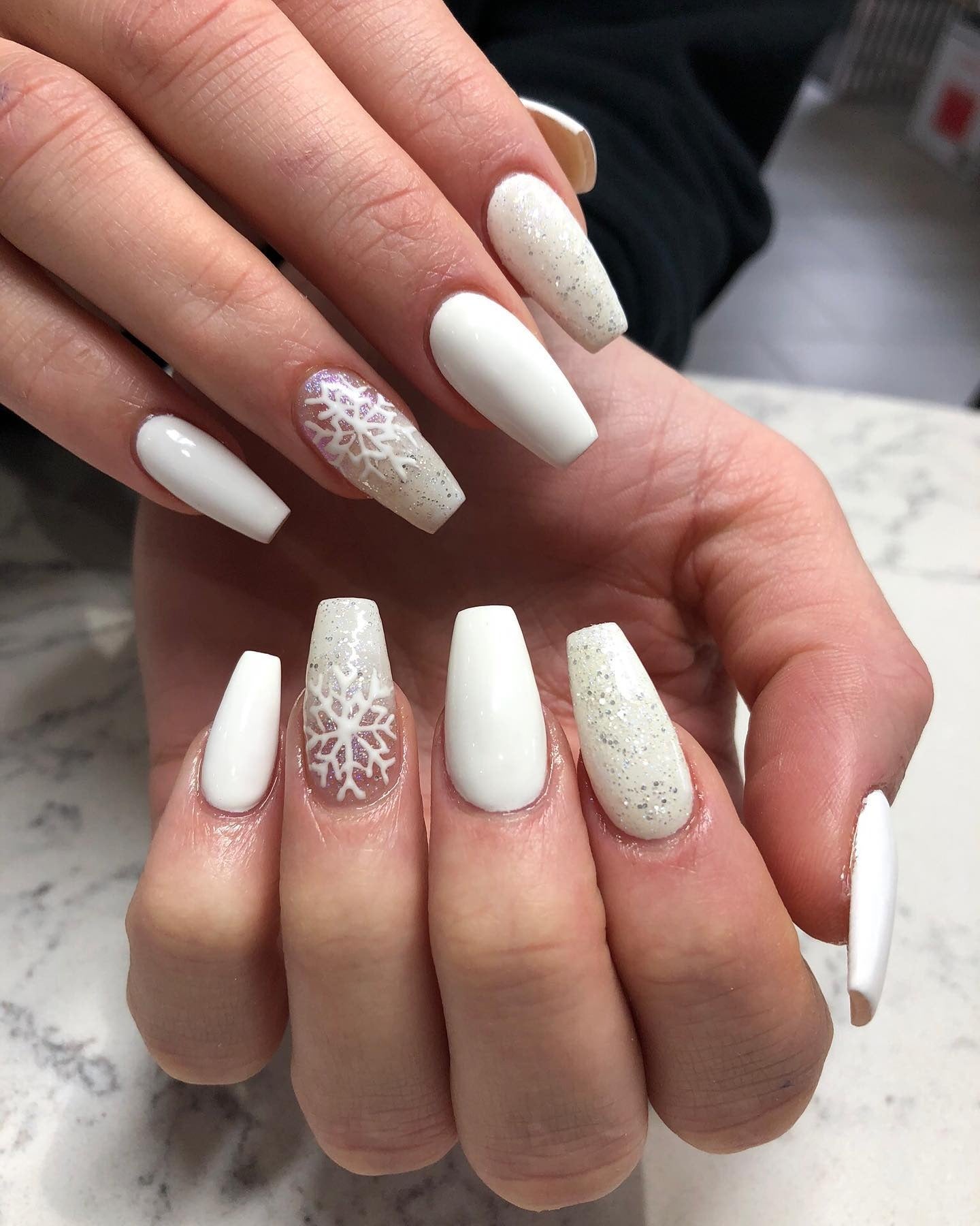 Glossy White Glitter Snowflake Coffin Nails Glossy White Glitter Snowflake Coffin Nails — Winter Coffin Nails