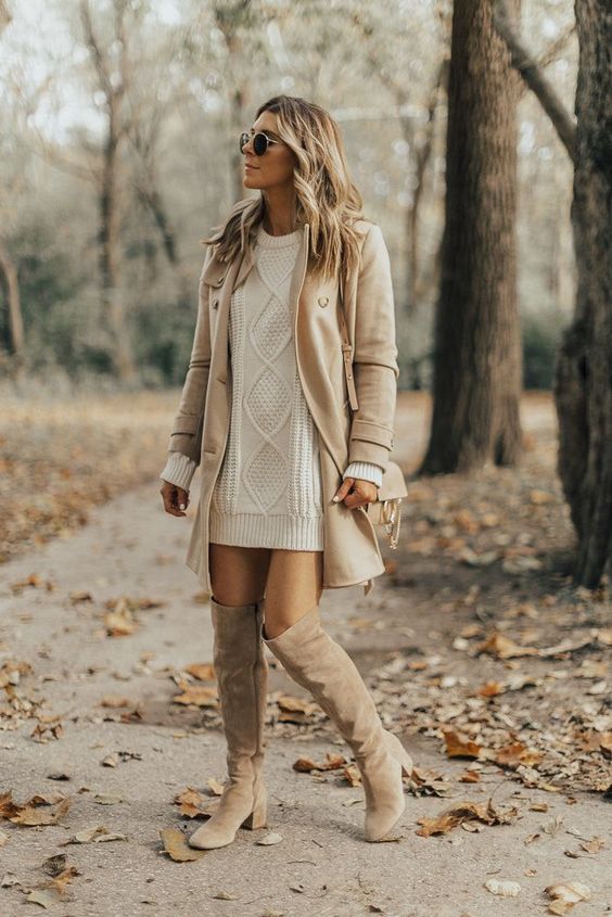 Chic Monochrome: Black Blazer with White Wide-Leg Trousers — Minimalist Winter Outfits
