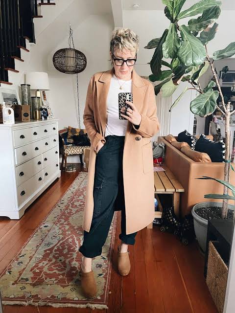 Classic Camel Wool Coat with T-Shirt and Cargo Pants — Wool Coat Outfits