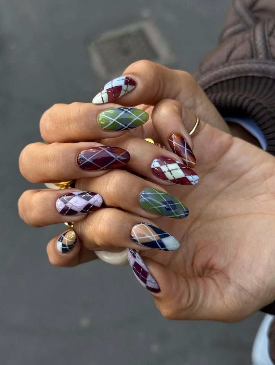 Intricate Plaid Pattern Nails Intricate Plaid Pattern Nails — Winter Nail Colors for Women Over 50