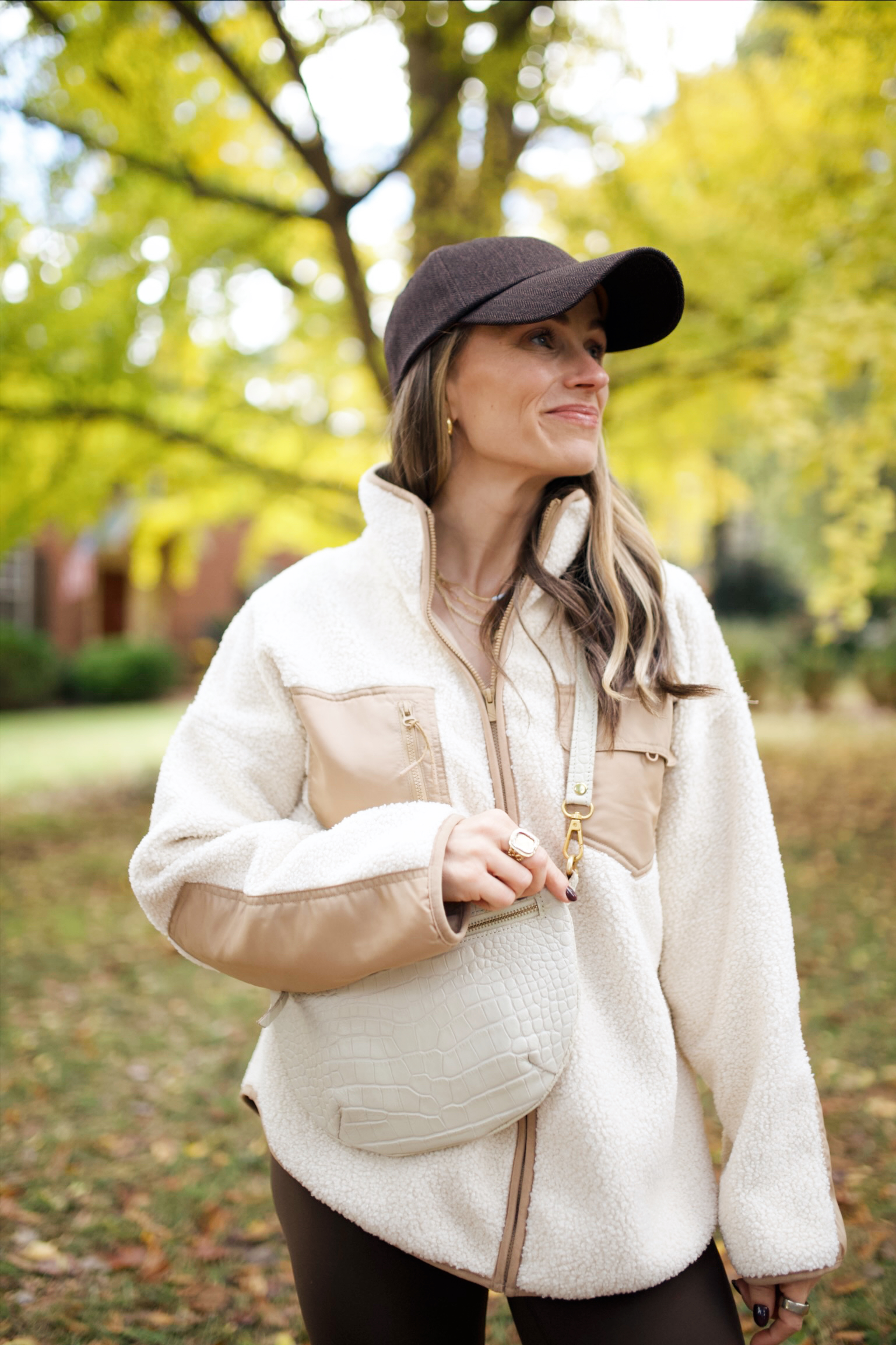 Cream Fleece Jacket for Cozy Outdoor Athleisure — Winter Athleisure Outfits