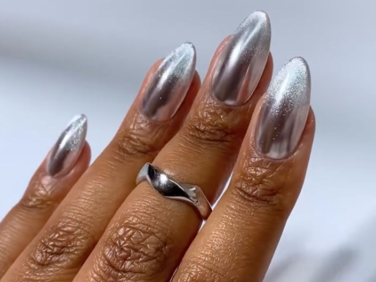 Silver Chrome Almond Nails Silver Chrome Almond Nails — Everyday Winter Nails