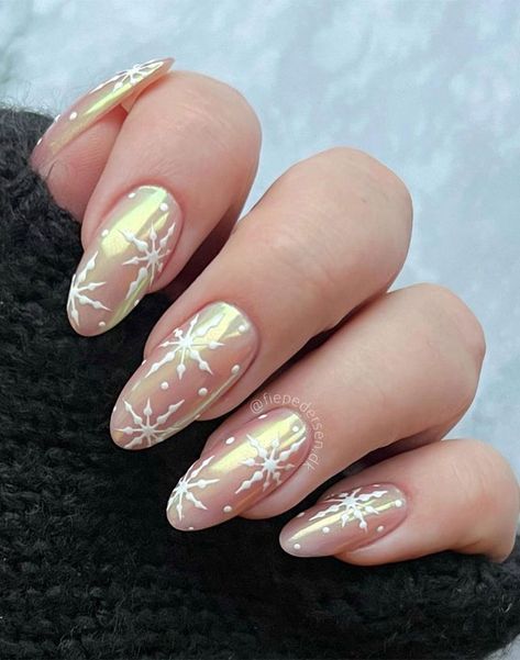 Pale Yellow Chrome Snowflake Almond Pale Yellow Chrome Snowflake Almond — Simple Winter Nails