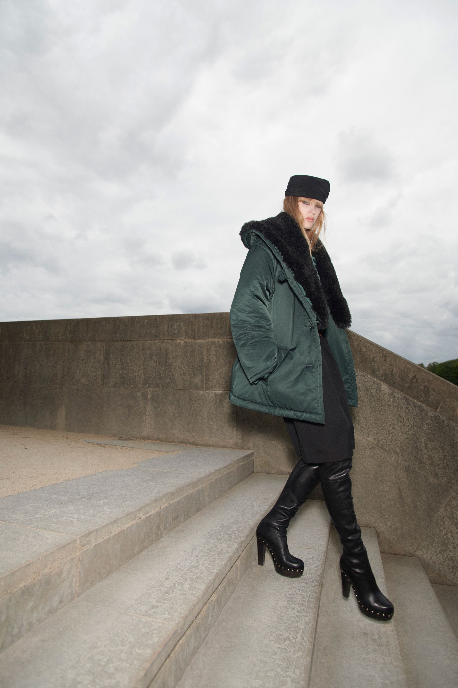 Warm Puffer Coat with Faux Fur Trim and Thigh-High Boots Warm Puffer Coat with Faux Fur Trim and Thigh-High Boots — Las Vegas Winter Outfits