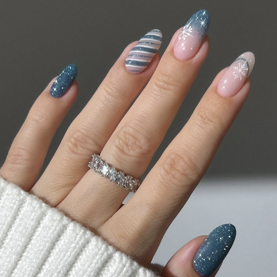 Blue Glitter Snowflake Gradient Almond Nails Blue Glitter Snowflake Gradient Almond Nails — Cute Winter Nails