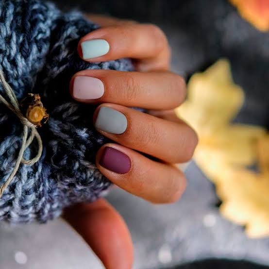 Muted Cool-Toned Matte Mix Muted Cool-Toned Matte Mix — Winter Matte Nails