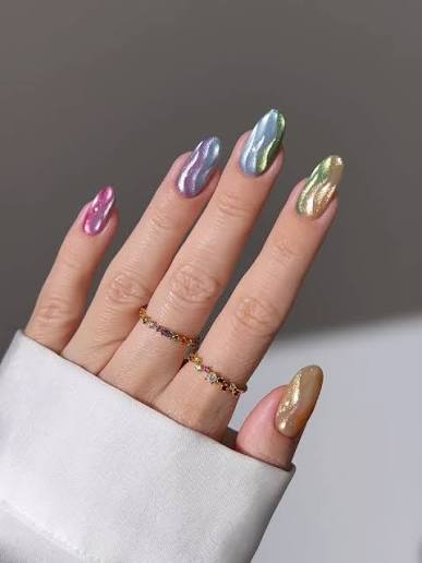 Swirls And Gradient Effects On All Nails Black Chrome with Silver Flames Swirls And Gradient Effects On All Nails Black Chrome with Silver Flames — chrome nail designs
