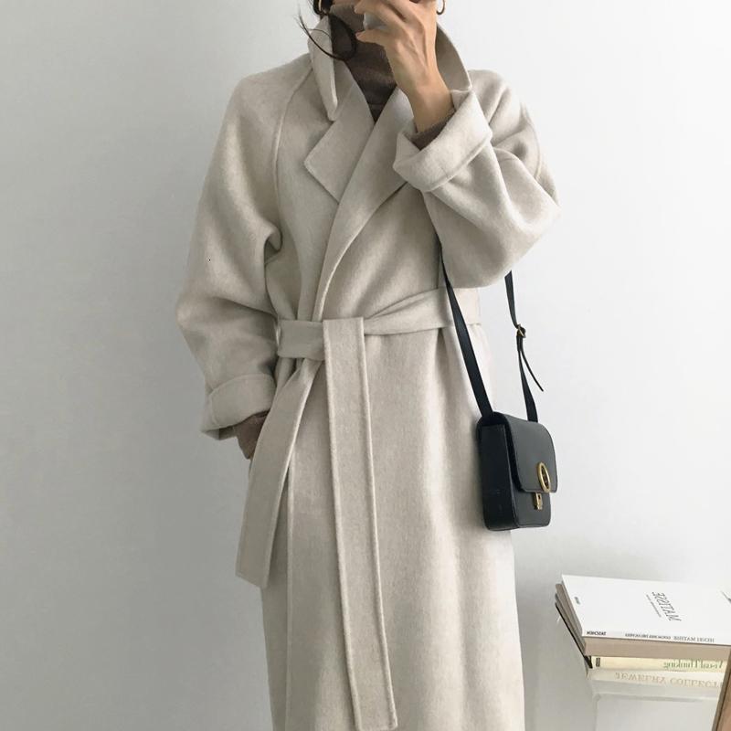 Elegant Wrap Coat: Cream Outerwear for Understated Style — Minimalist Winter Outfits