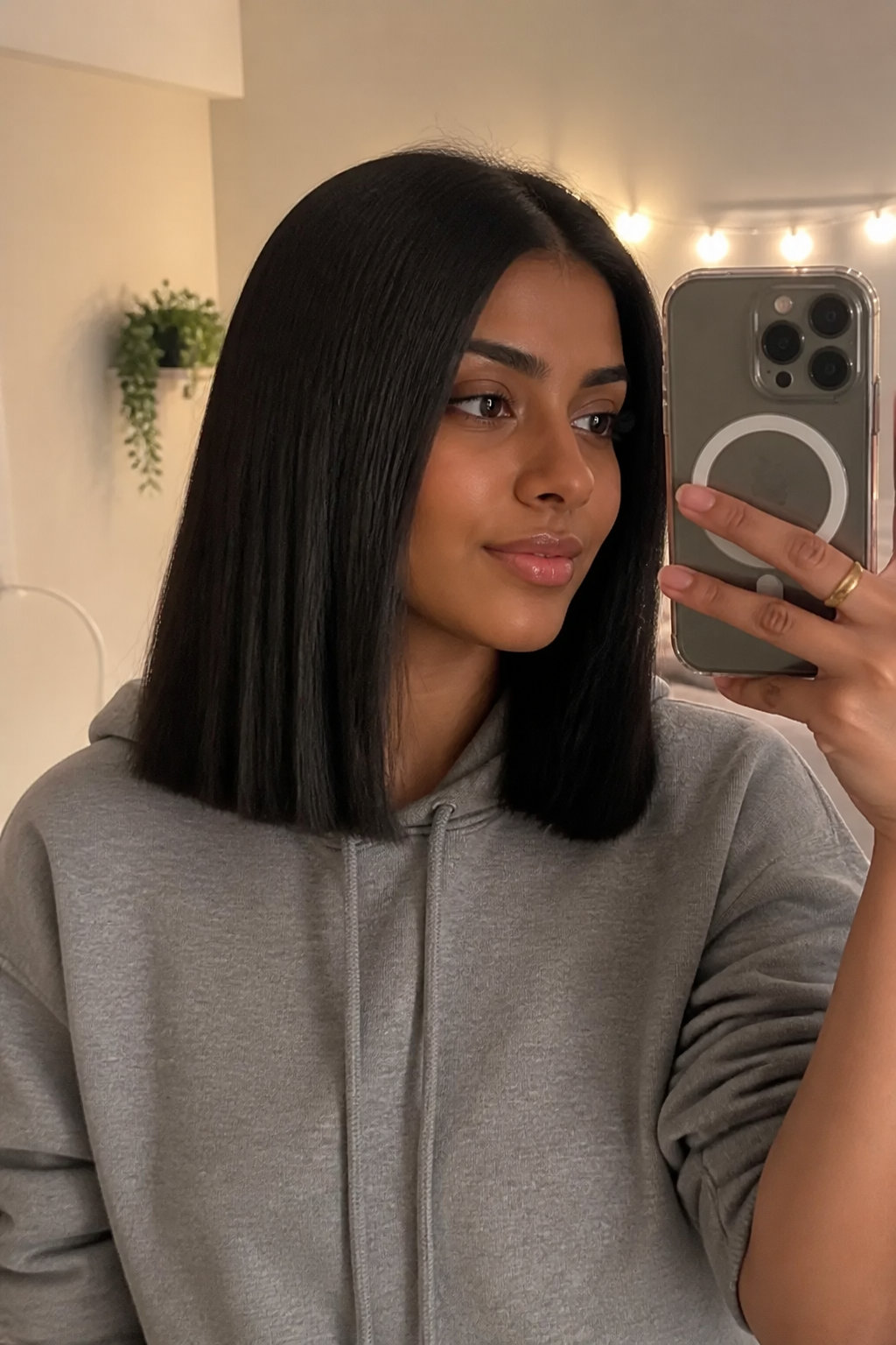 The Sharp Blunt Cut Collarbone Lob The Sharp Blunt Cut Collarbone Lob — trendy haircuts for women