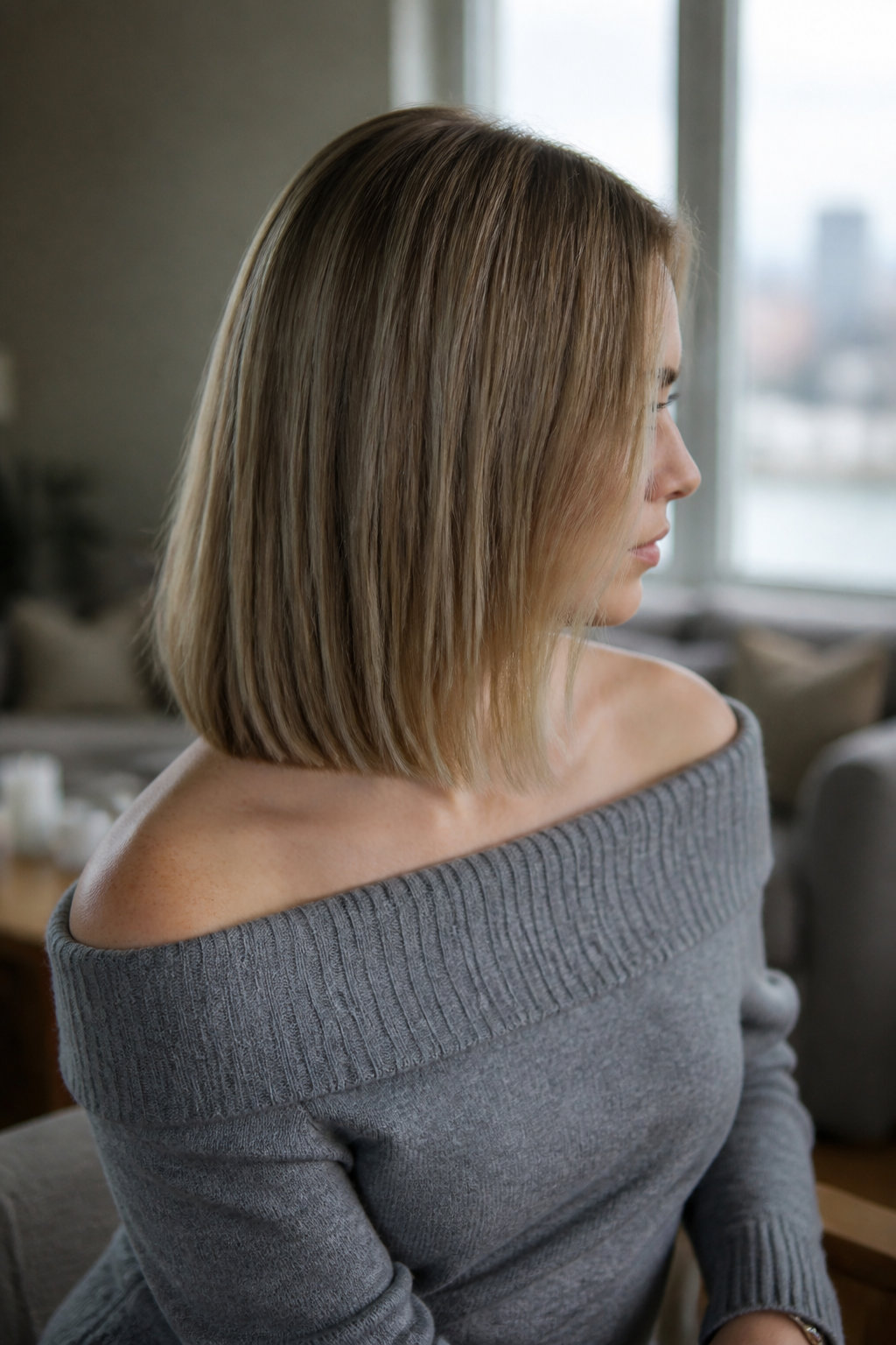 The Subtle Graduated Lob: Understated Shape The Subtle Graduated Lob: Understated Shape — trendy haircuts for women