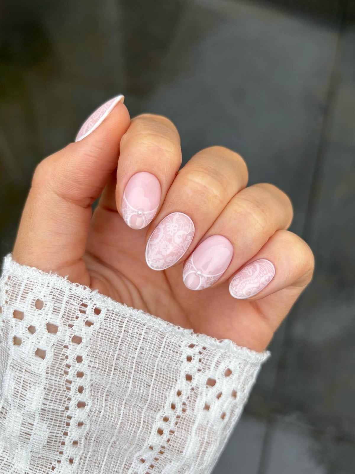 Sheer Pink Lace Pearl Oval Nails Sheer Pink Lace Pearl Oval Nails — Aesthetic Nails