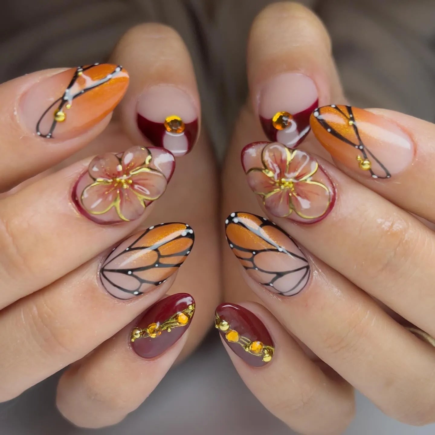 Short Almond Butterfly Wing Nails — Almond Press On Nails