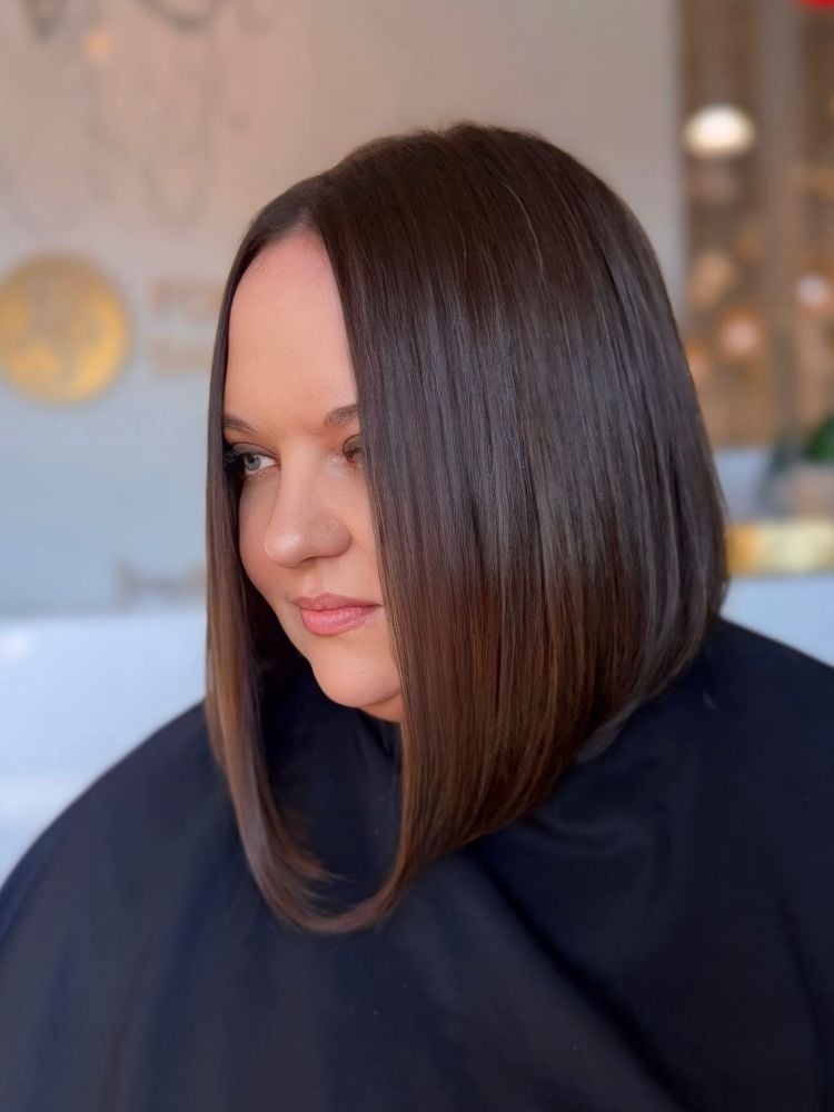 Thick Collarbone Lob With Subtle Highlights — Asymmetrical Lob