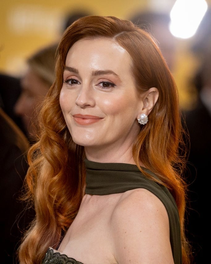 Auburn With Copper Highlights Collarbone — Auburn Hair
