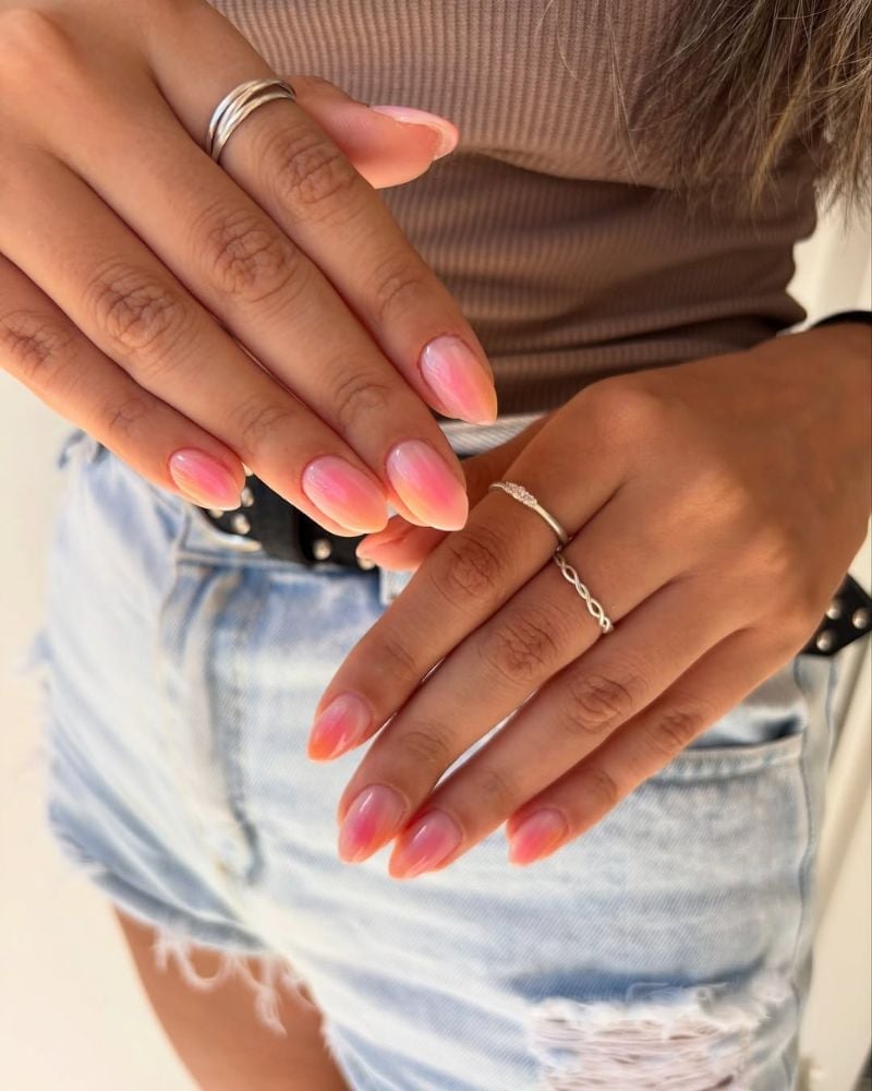 Peach Pink Aura Gradient Short Almond Nails Peach Pink Aura Gradient Short Almond Nails — Aura Nails