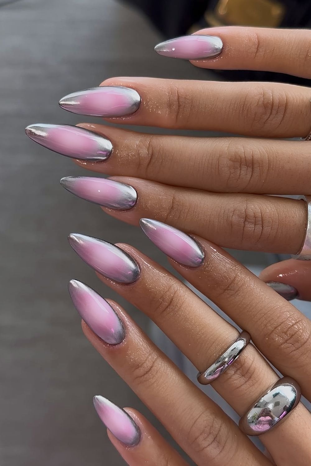 Pink to Silver Chrome Aura Short Almond Nails Pink to Silver Chrome Aura Short Almond Nails — Aura Nails