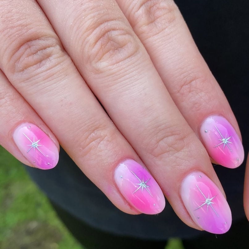 Pink White Gradient with Silver Accents Medium Oval Nails Pink White Gradient with Silver Accents Medium Oval Nails — Aura Nails