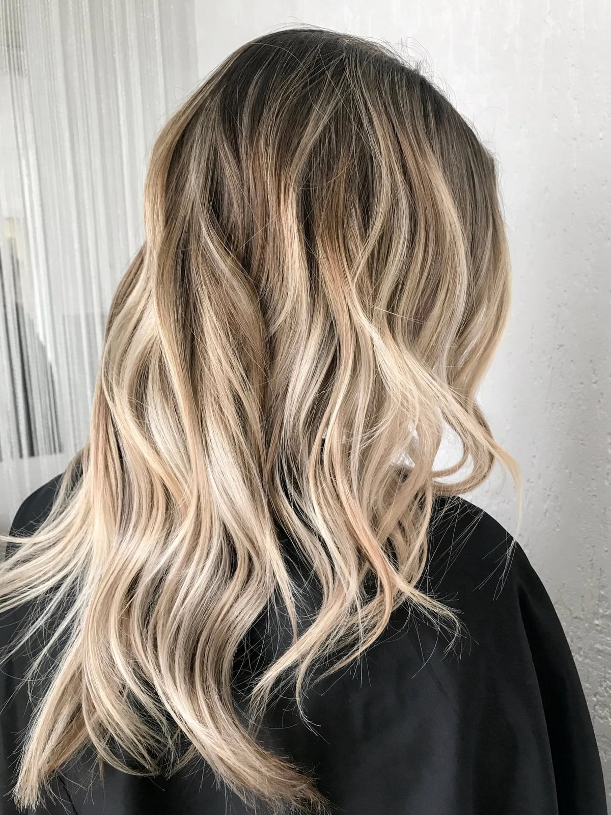 Collarbone Balayage With Dark Blonde Tones Collarbone Balayage With Dark Blonde Tones