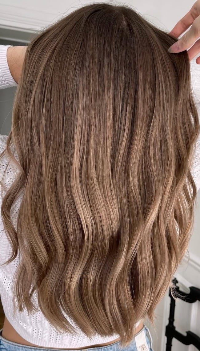 Mid-Back Light Brown With Beige Bronde Balayage Mid-Back Light Brown With Beige Bronde Balayage