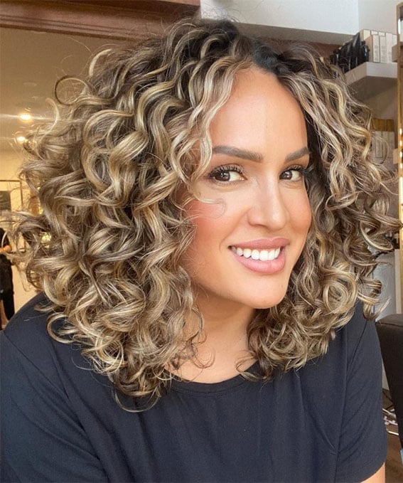 Chin Length Bob With Honey Blonde Balayage and Curtain Bangs Chin Length Bob With Honey Blonde Balayage and Curtain Bangs — Balayage Curly Hair