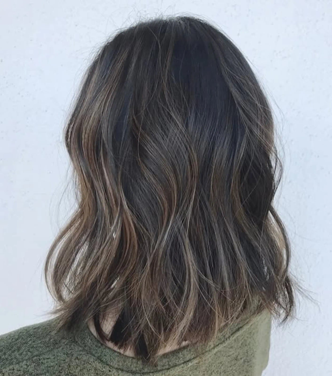 Back View Bob With Subtle Caramel Balayage — Balayage on Medium Hair
