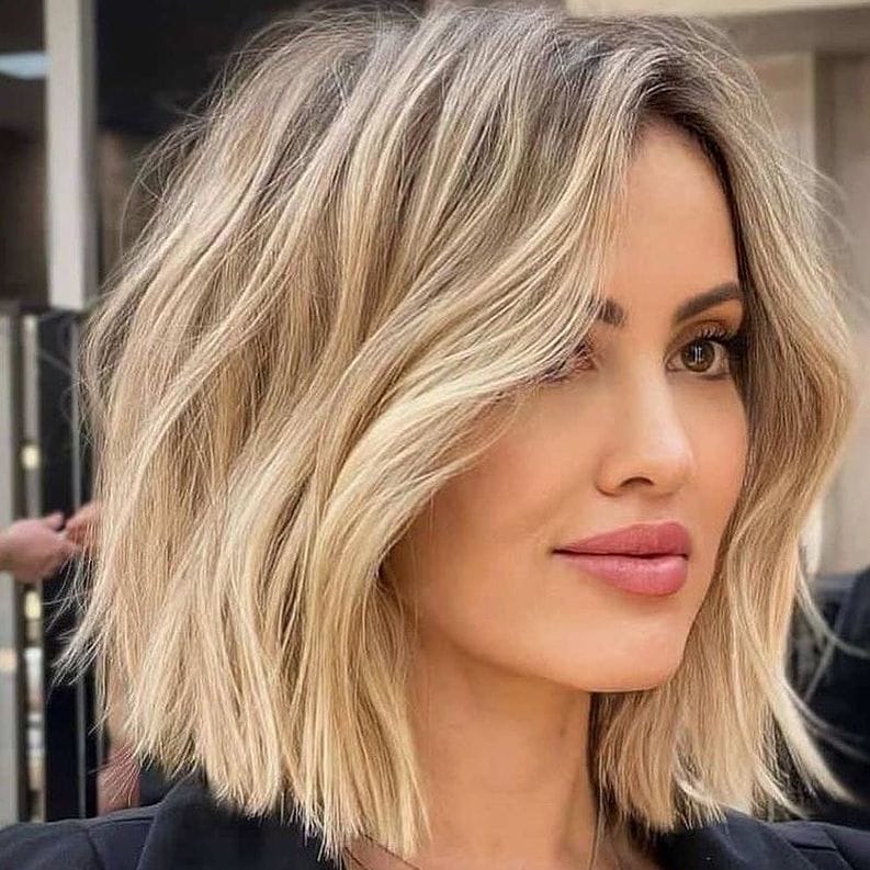 Collarbone Bob With Ash Blonde Balayage — Balayage Short Hair