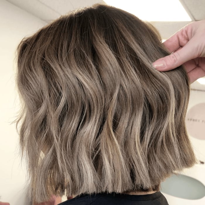 Chin Blunt Bob With Ash Blonde Balayage, Middle — Balayage Short Hair