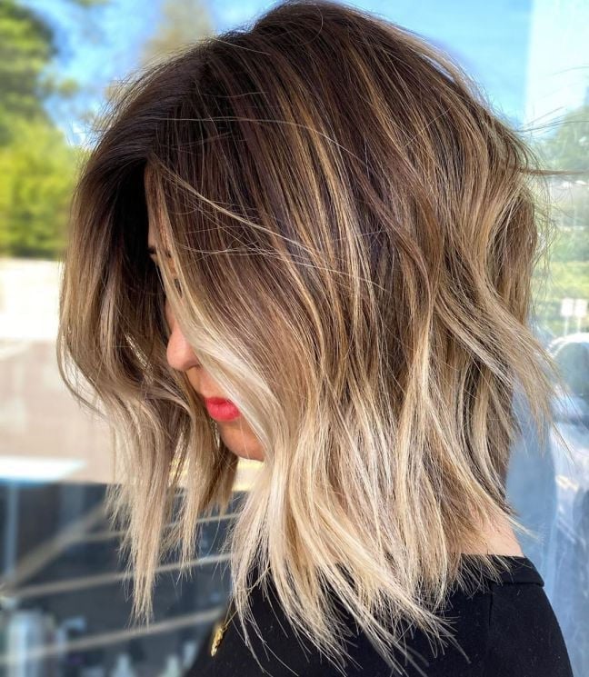Angled Chin Bob With Dark To Blonde Balayage, Side — Balayage Short Hair