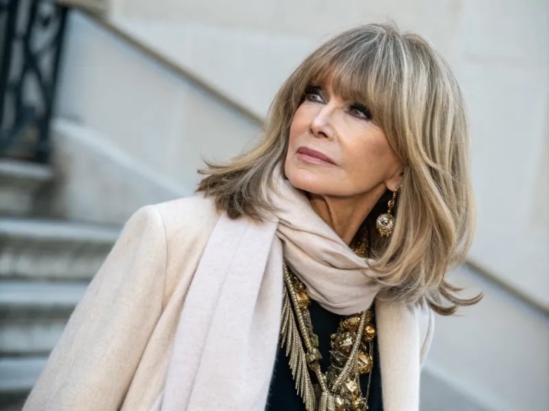 Ash Blonde Collarbone Waves With Curtain Bangs, Wavy — Bardot Bangs