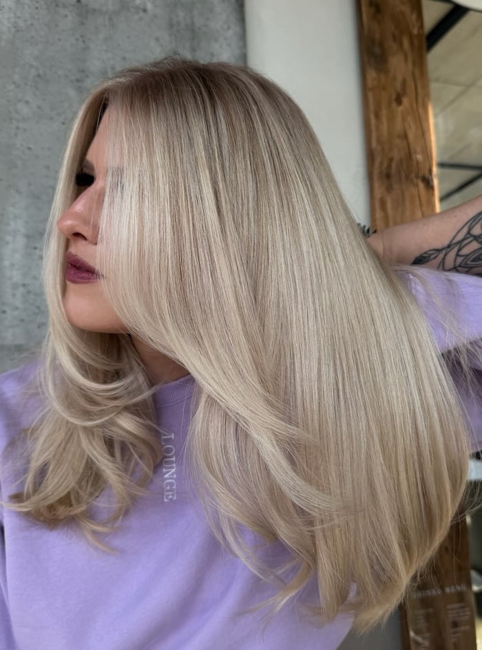 Light Neutral Beige Blonde With Face-Framing Layers Light Neutral Beige Blonde With Face-Framing Layers